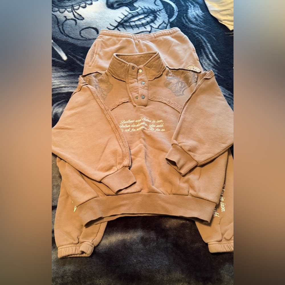 Darc Sport Tan Sweatshirt & Jogger Set - Picture 5 of 10